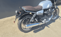 
										2021 Moto Guzzi V7 Special full									
