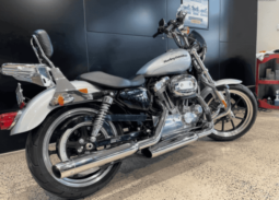 
										2015 Harley-Davidson SuperLow 883 (XL883L) full									
