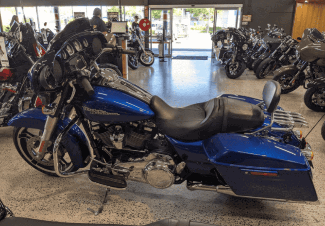 
								2016 Harley-Davidson Street Glide Special 107 (FLHXS) full									