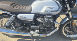 
										2021 Moto Guzzi V7 Special full									