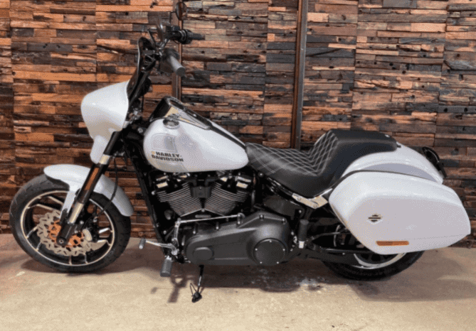
								2021 Harley-Davidson Sport Glide 107 (FLSB) full									